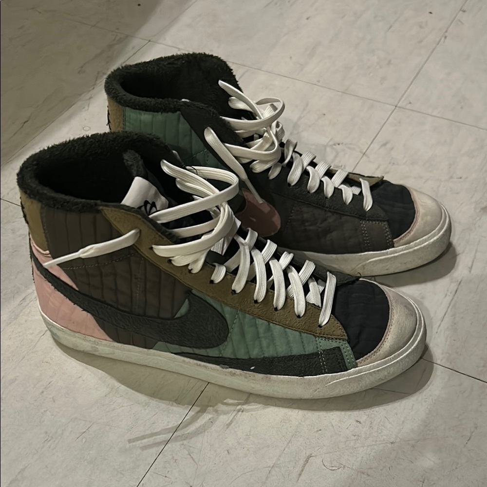 Nike Multicolor High-Top Sneakers